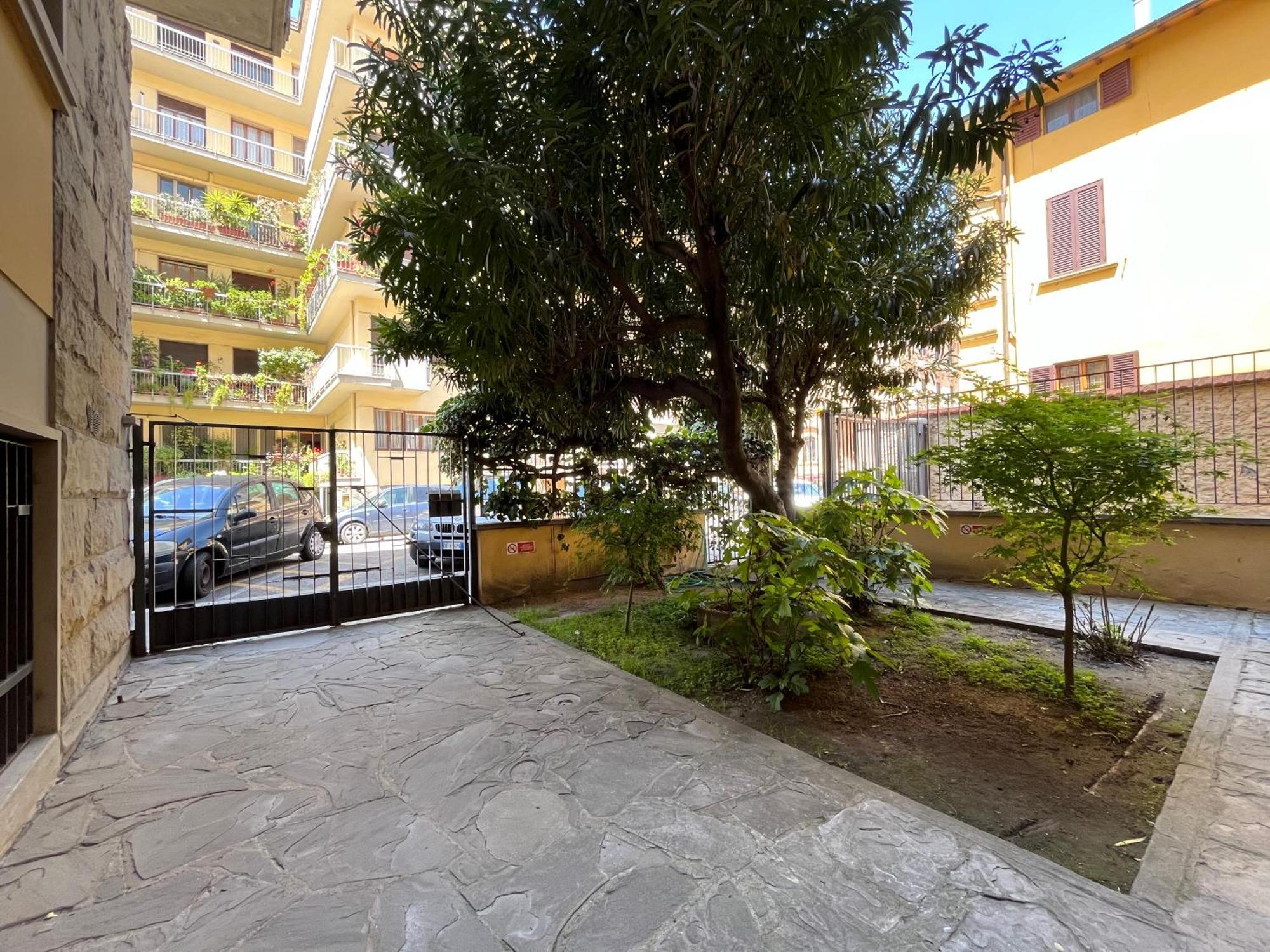 Orcagna Suite With Parking Firenze Eksteriør billede